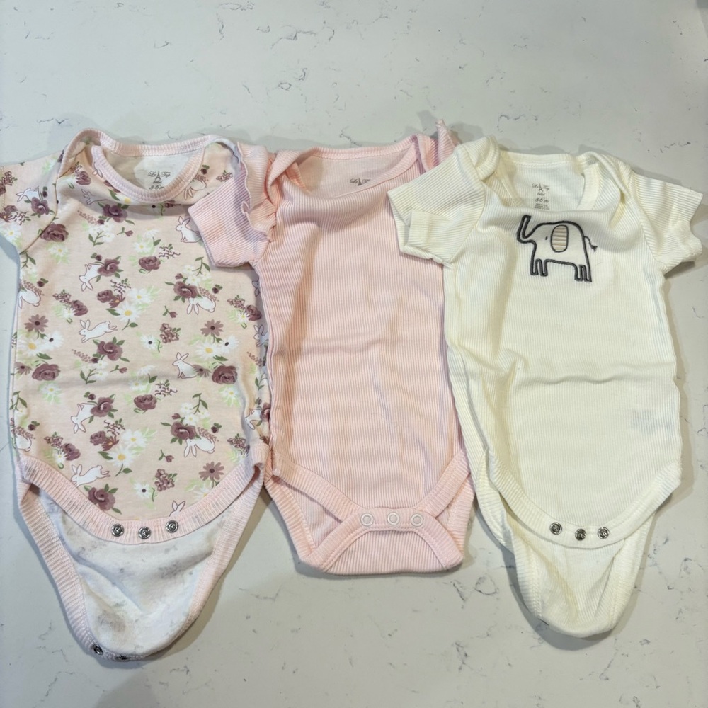 Set of 3 Le Top Baby Girl Bodysuits Bunnies Elephant Pink Ribbed Size 3-6M